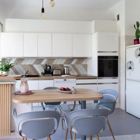 Holiday home Air-conditioned With Furnished Terrace & Parking Rated 3 Stars *